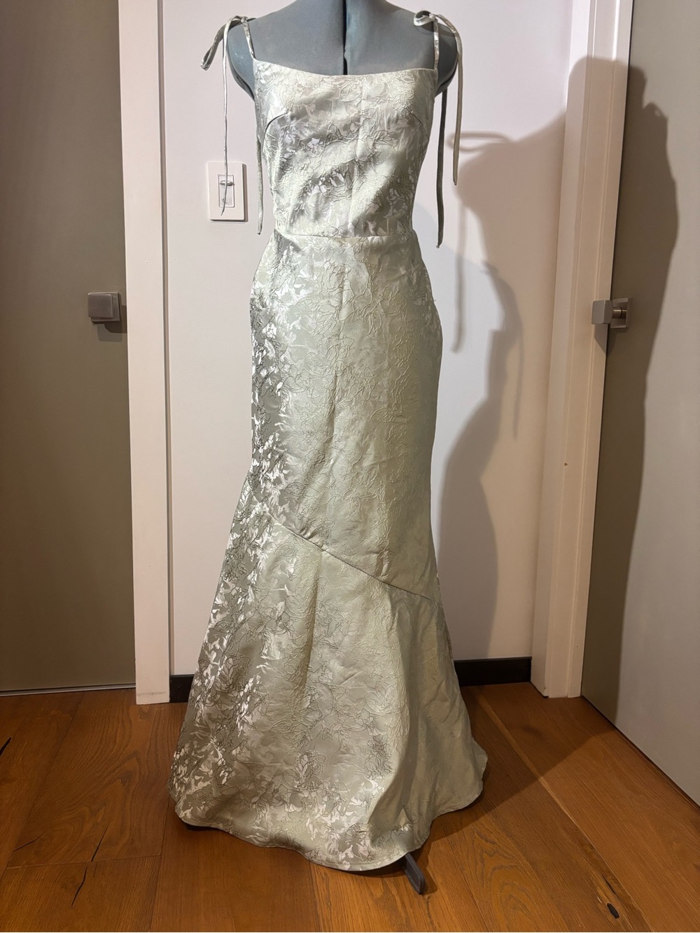 Sage Green Floral Jacquard Formal Maxi Dress Tie Strap Size 6